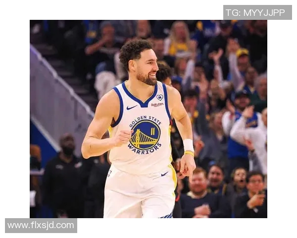 克莱汤普森:勇士队的三分射手与篮球场上的传奇之路 克莱汤普森:勇士队的三分射手与篮球场上的传奇之路